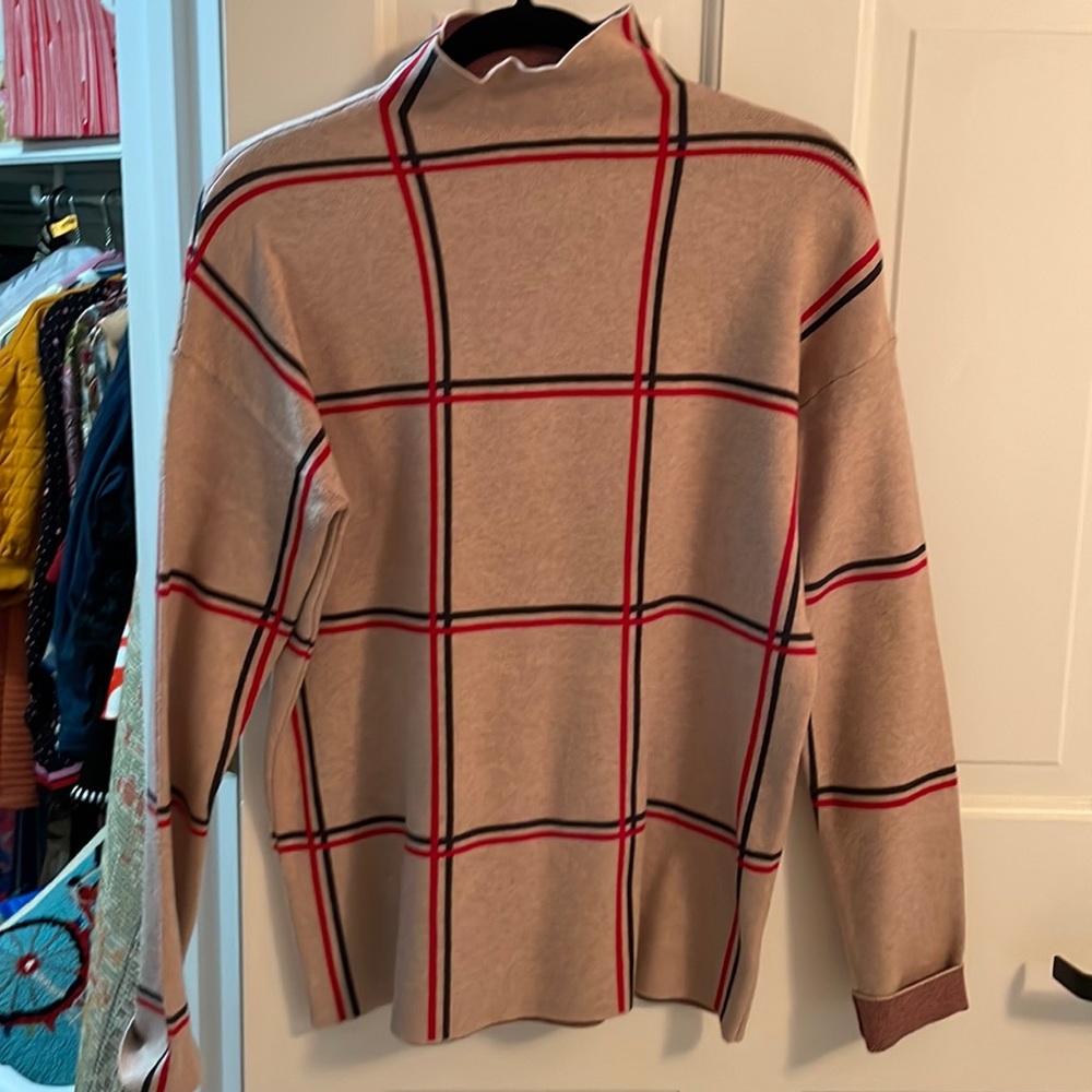 Tahari  funnel neck sweater